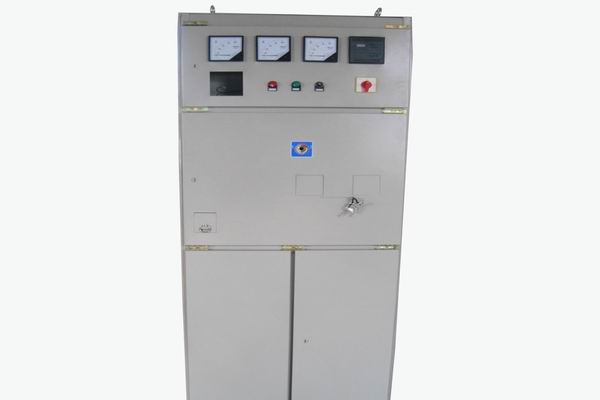 兴化控制柜-使用3683控制柜前进行这些检查