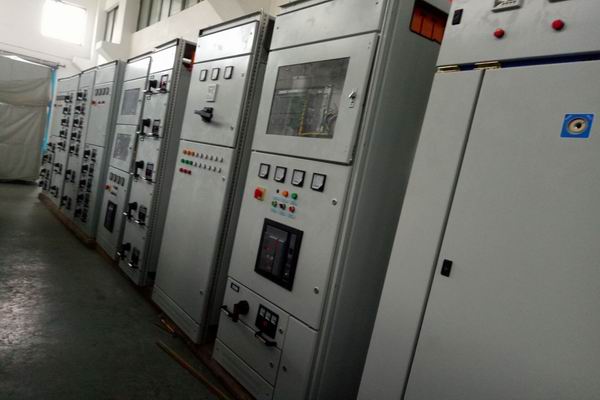 兴化配电柜-3683厂家配电柜的基本作用有哪